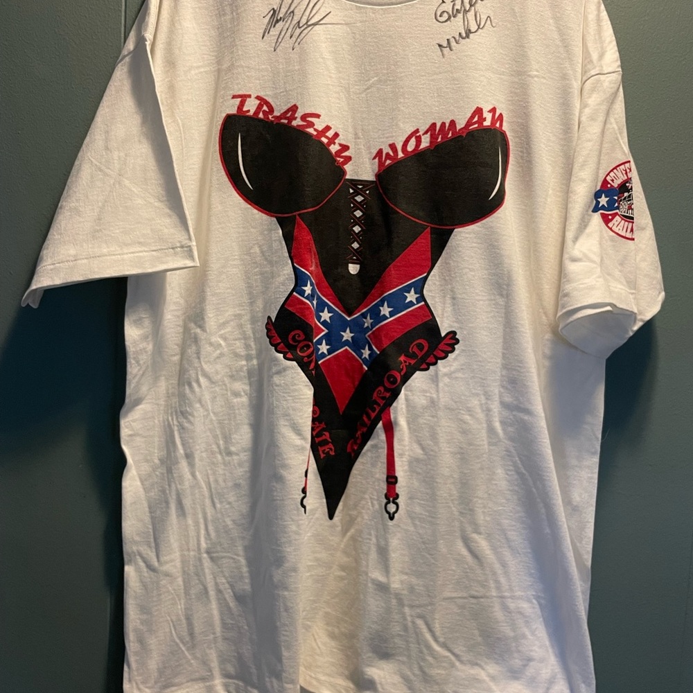 New Autographed Confederate Railroad Trashy Woman Tshirt xxl